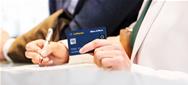 Lufthansa Miles and More Kreditkarte: Sicher bezahlen und Prämien erhalten mit der Lufthansa-Kreditkarte