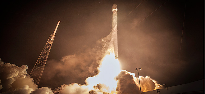 Schwerlastrakete 'Falcon Heavy' absolviert ersten kommerziellen Flug | finanzen.net