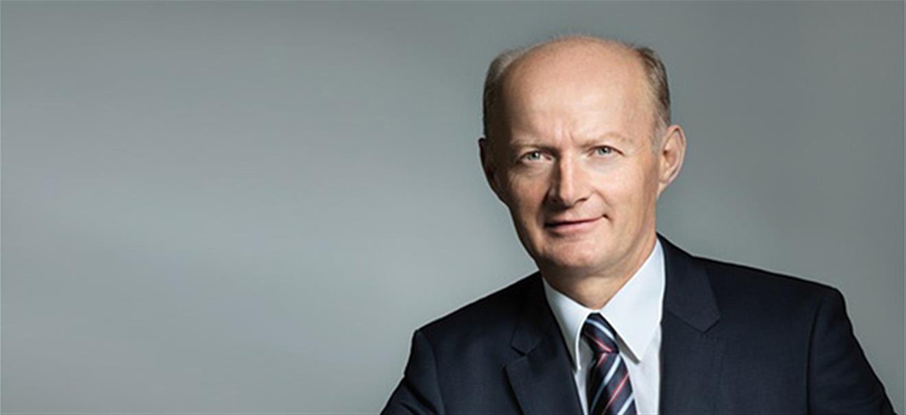 Interview: Oberbank-Chef: Hausaufgaben zeitig erledigt Oberbank-Chef: Hausaufgaben zeitig erledigt | finanzen.net