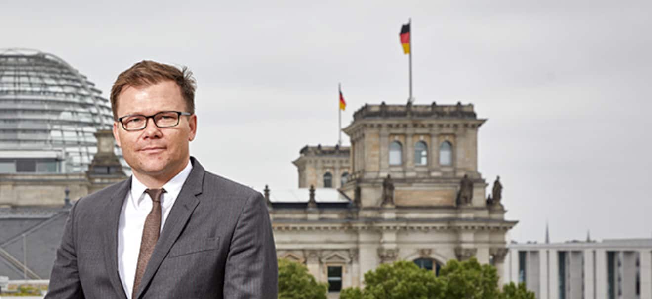 Carsten Schneider: "Mit dem Tempo hapert es" | finanzen.net