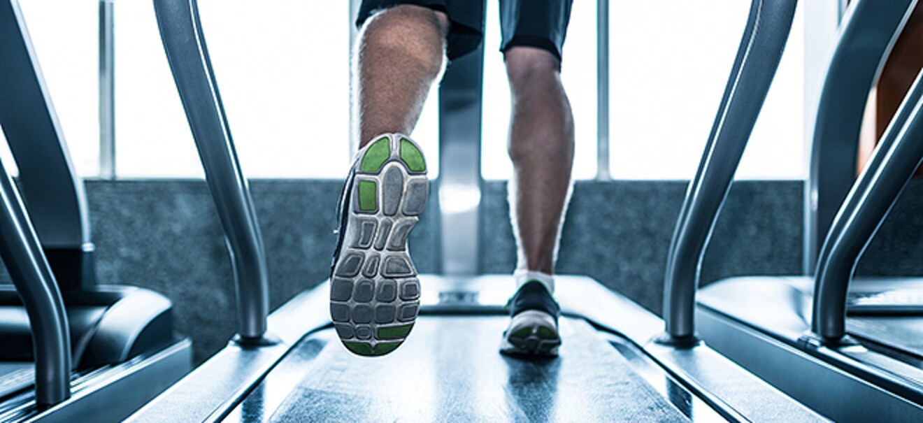 Verbraucher: Dürfen Fitnessstudios Verträge einseitig verlängern? | finanzen.net