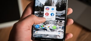 Hot-News: Unaufhaltsamer KI-Gigant! Alphabet bringt Gemini 3.1 Pro und neues Pixel-Handy auf den Markt!