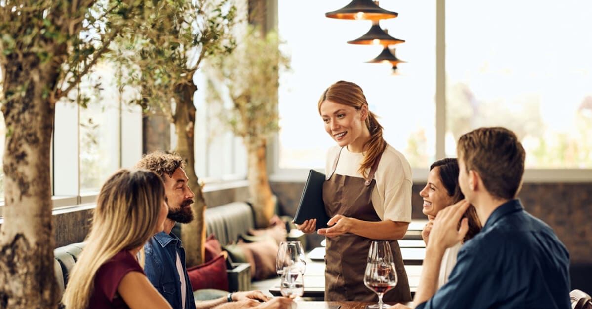 Darden Restaurants - Restaurantkette profitiert von steigenden Konsumausgaben, Chuy´s Übernahme schiebt Ergebnis deutlich an!