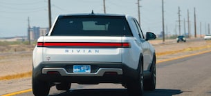 Pivotal-Points: Rivian Automotive (RIVN) im Pivotal-Point-Check: Erster Bruttogewinn in Höhe von 144 Mio. USD und VW-Software-Deal markieren historischen Wendepunkt vor Launch des Massenmarkt-Modells R2!