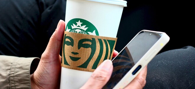 Starbucks im Wandel! Zwischen Umsatzplus, Kundenschwund und neuer Serviceoffensive!