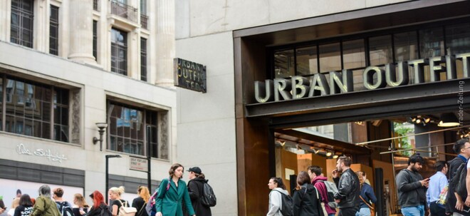 Neuer Absatzrekord und Nettogewinnwachstum von 75 %. Urban Outfitters mit massivem Breakout.