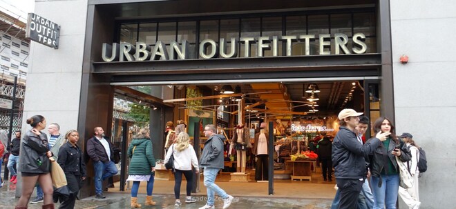 Urban Outfitters im Pivotal-Point-Check: Lifestyle-Einzelhändler steigert den Nettogewinn um 75 % - 64 neue Stores sollen das Markenwachstum weiter befeuern!