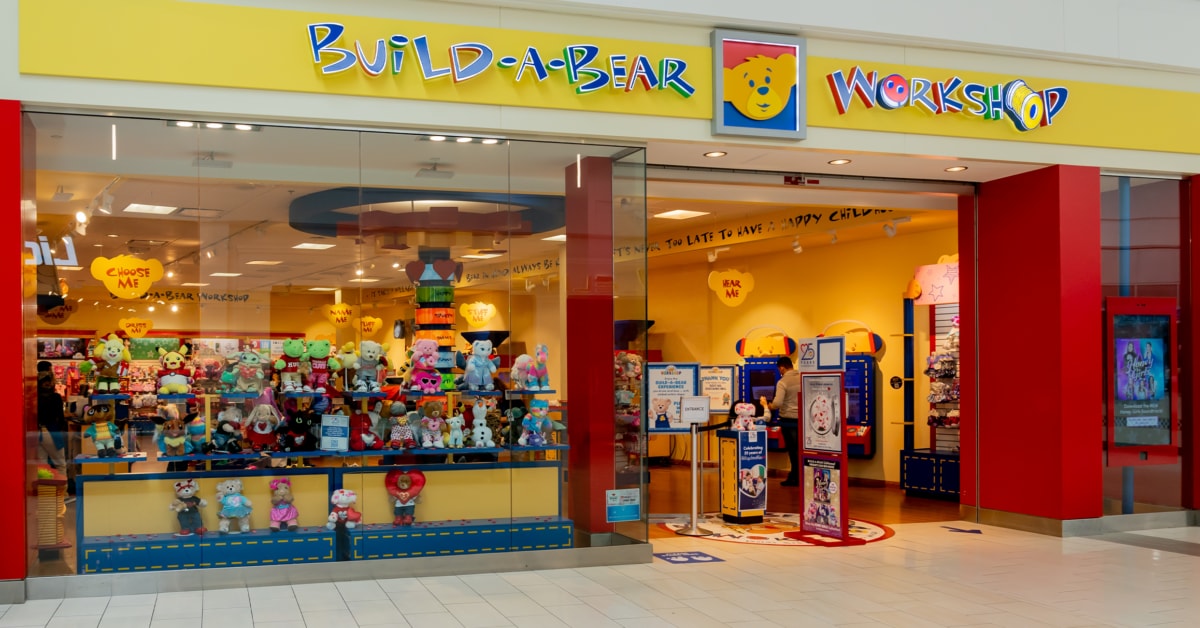 Pivotal-Point Nachverfolgung Build-A-Bear Workshop: Lizenzpartnerschaften und E-Commerce treiben Q2-Umsatz um 11 % in die Höhe!