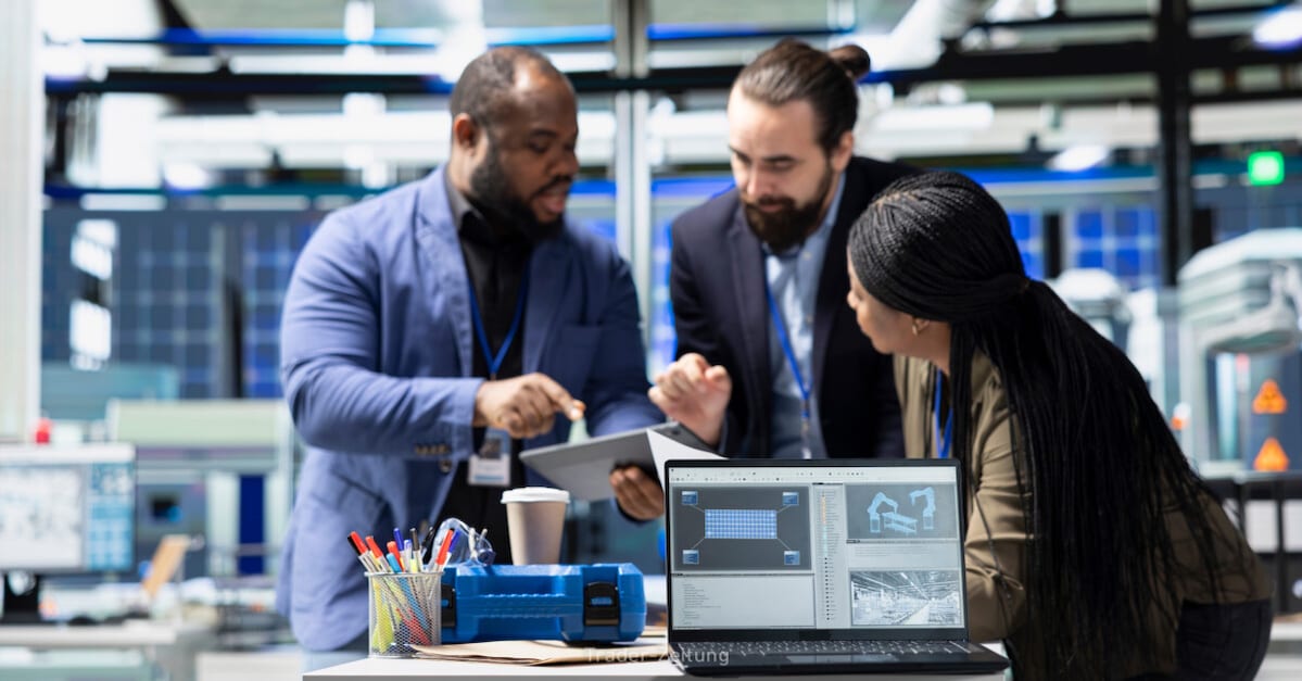 Die Aktie des Infrastrukturberaters AECOM verweilt stabil am Allzeithoch — bringen die bevorstehenden Quartalszahlen neue Impulse?