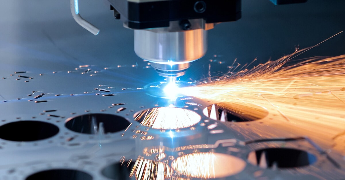Pivotal-Point Nachverfolgung nLight: High-Power-Laser sorgen für Wachstum im Industrie- und Militär-Geschäft!