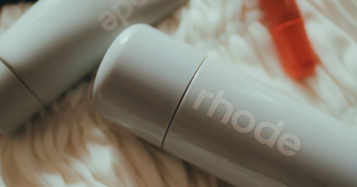 e.l.f. Beauty: Mit Rhode-Deal und Marktanteilsgewinnen zurück auf Wachstumskurs. Morgan Stanley stuft hoch und sieht 30 % Aufwärtspotenzial.