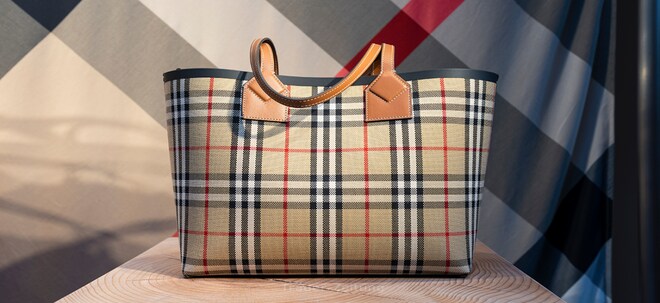 Burberry meldet Umsatzverbesserung: Turnaround-Strategie beflügelt Erholung