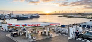 TotalEnergies: Strategischer Wandel im Spannungsfeld von Ölpreisentwicklung und Technologie
