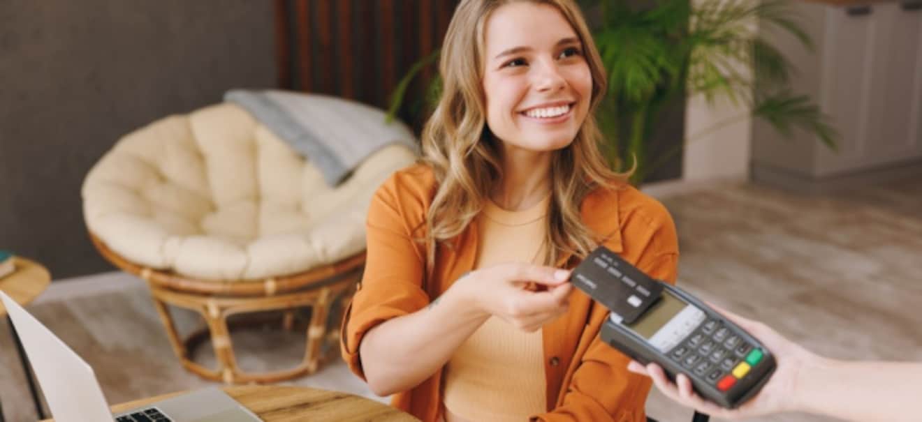 Barclays-Studie enthüllt: Diese Ausgaben finanzieren Verbraucher per Kredit | finanzen.net