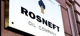 : Путин наградил орденами топ-менеджеров "Роснефти"