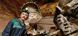 : Уральские рабочие предложили возродить крепостное право