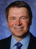 David C. Novak, Yum Brands: 76,49 Mio. Dollar