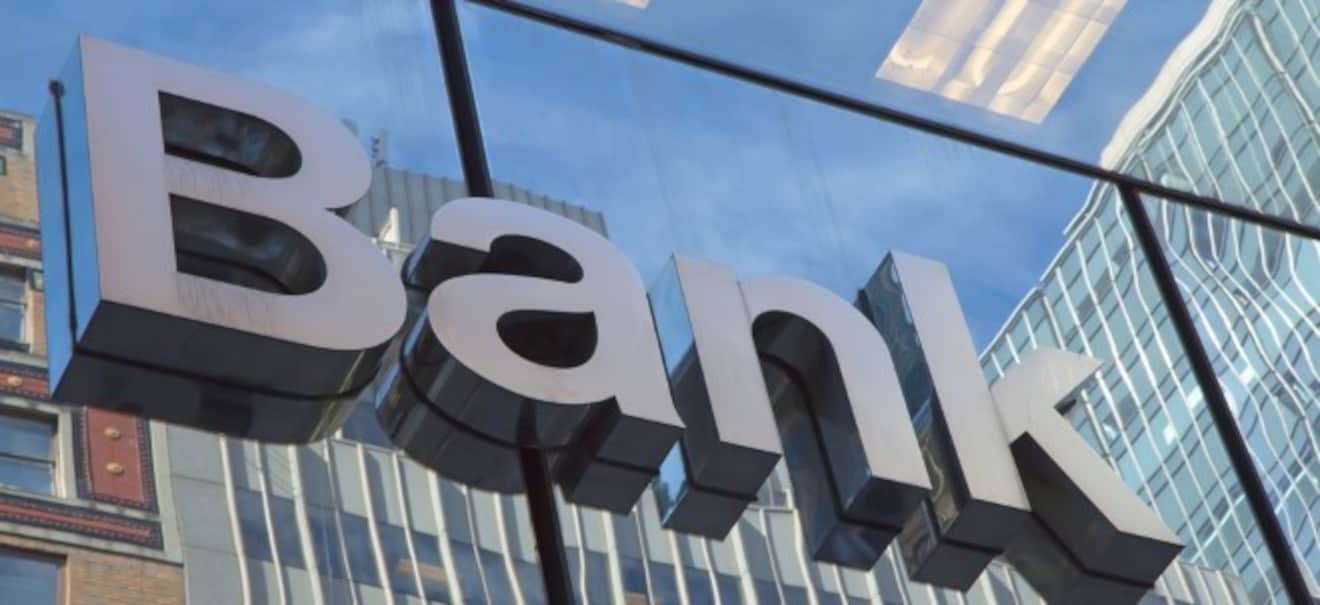 Umfrage: Jeder Zweite hat kein Vertrauen in Banken | finanzen.net