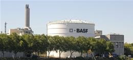 BASF-Aktie höher: Operativer Gewinn soll 2025 deutlich steigern