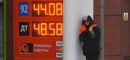 Нефтяным компаниям заплатят 135 млрд рублей из бюджета, чтобы остановить рост цен на бензин 1 benzine gas gasoline azs3