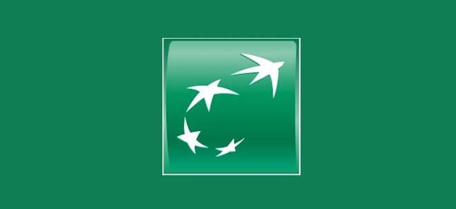 Zwischen Weihnachtsmännern und (Chart-)Kerzen: Bei @bnpparibaszertifikate weihnachtet es jetzt auf Instagram. Folge uns & komm mit zum Börsen-Parkett.