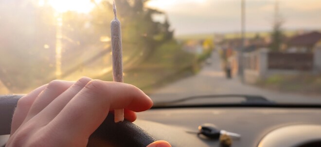 Cannabis-Konsum: Diese Regeln gelten beim Autofahren