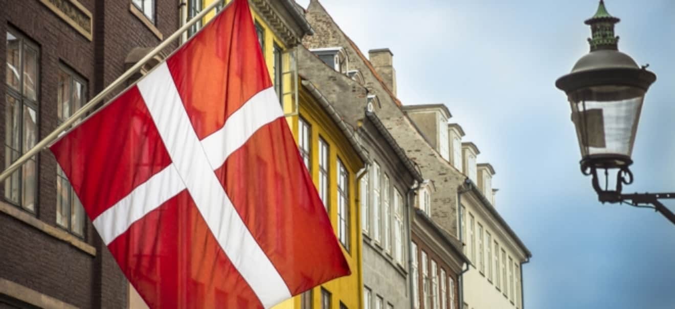 Liquiditätsmaßnahmen: Dänische Notenbank hebt Leitzins an - Wechselkurs zum Euro im Blick Dänische Notenbank hebt Leitzins an - Wechselkurs zum Euro im Blick | finanzen.net