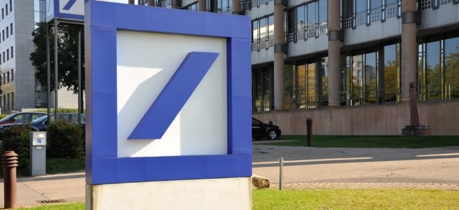 Sparpotenzial: Deutsche Bank will offenbar weitere 100 Millionen Euro sparen - Aktie leichter | Nachricht | finanzen.net