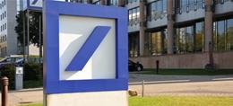 Deutsche Bank-Aktie im Minus: Mehr Boni für Vorstand