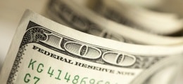: Минфин поставит банкам долларовую капельницу