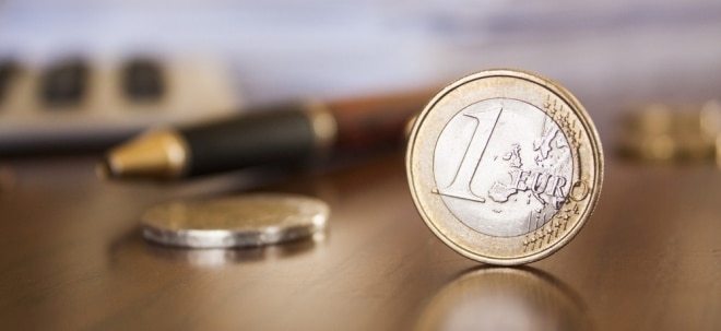 Analyse: Commerzbank erwartet Euro zum Jahresende unter Dollar-Parität | Nachricht | finanzen.net