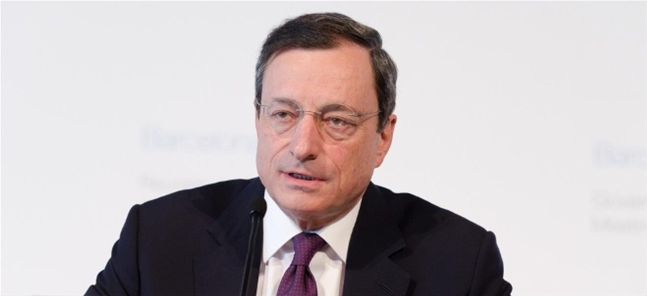 Draghi: EZB diskutierte über Beurteilung der Wachstumsrisiken | finanzen.net