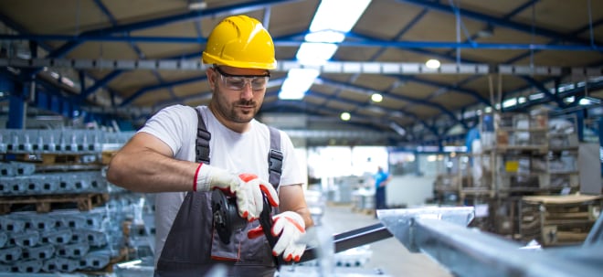 Forvia Hella erhält Milliardenauftrag für intelligente Steuerungselektronik - Aktie gewinnt