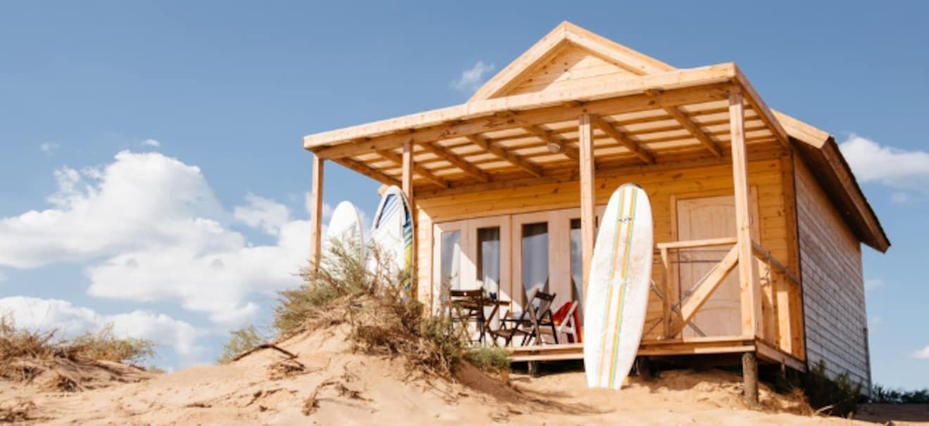 Buchungsbetrug: Gefälschte Ferienhäuser: Die perfide Masche im Sommerurlaub Urlaubstraum wird Betrugsalptraum: So fies locken Betrüger mit Fake-Ferienhäusern | finanzen.net