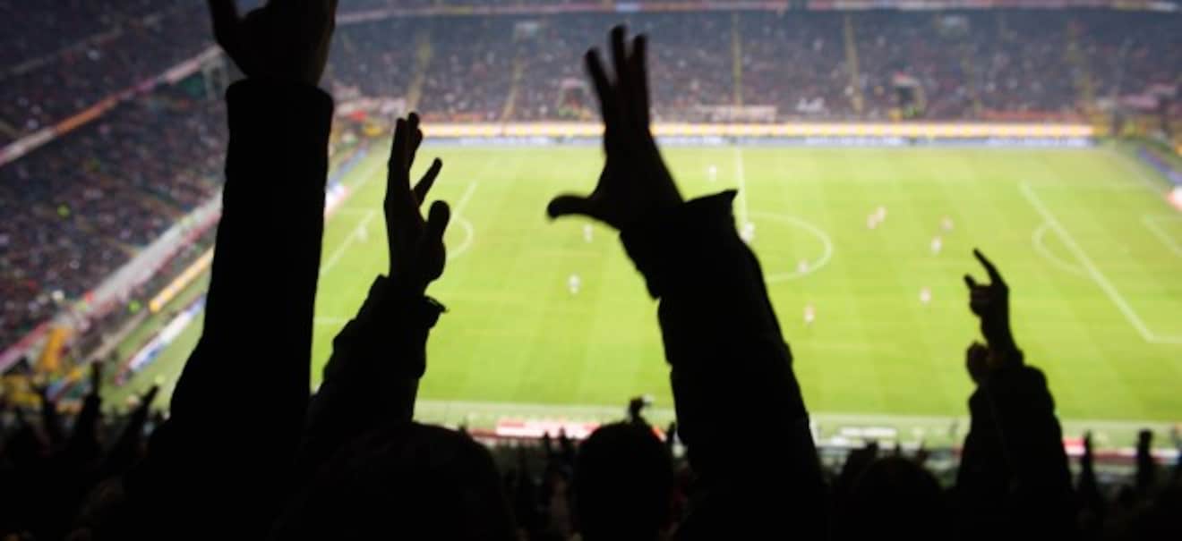 Großveranstaltung kritisiert: Infektiologe sieht Fußball-EM mit Sorge - 'Keine gute Idee' Infektiologe sieht Fußball-EM mit Sorge - 'Keine gute Idee' | finanzen.net
