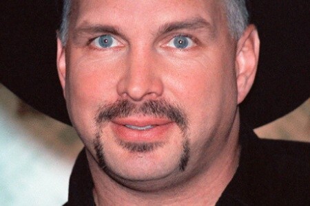 Garth Brooks Heute / Garth Brooks Man Against Machine ...