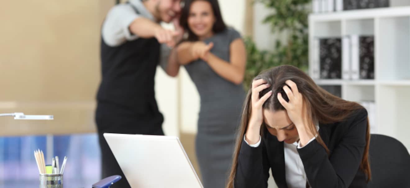 Resilienz: Psychische Krisen als Karriere-Booster - Warum der Tiefpunkt oft der Wendepunkt ist Durch Krisen wachsen: Warum Rückschläge im Job ein Gewinn sein können | finanzen.net