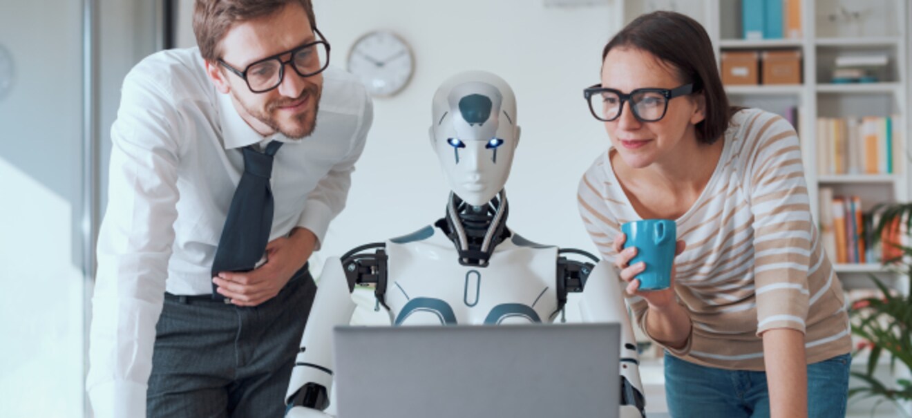 Ethisches Dilemma: Wenn KI über Karrieren entscheidet: US-Umfrage zeigt breiten KI-Einsatz in HR Karriere-Risiko KI: So entscheiden Maschinen über Menschen | finanzen.net