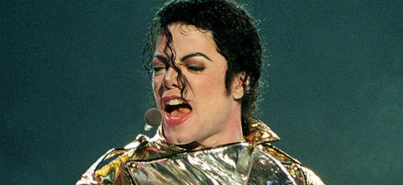 Michael Jackson: Der Nachlass des King of Pop könnte bald drastisch schrumpfen | finanzen.net