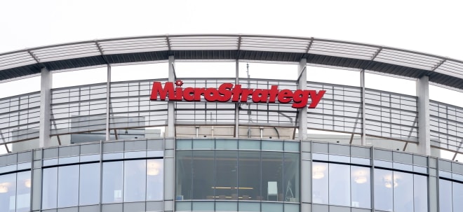 Milliarden-Anleihen: MicroStrategy setzt auf Bitcoin-Boom: Anleger warten auf nächste Kaufankündigung NASDAQ-Titel MicroStrategy-Aktie schwächer: Neue Bitcoin-Käufe voraus? | finanzen.net