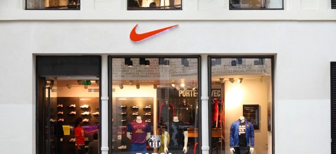 Nike-Aktie schließt tiefrot: Nike senkt nach Zahlenvorlage Jahresumsatzprognose - auch adidas- und PUMA-Aktien belastet | finanzen.net