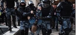: Почти тысячу человек задержали в Москве на четвертой подряд акции протеста