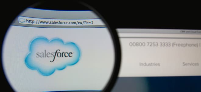 Starke Zahlen: Salesforce-Aktie an der NYSE mit Kursfeuerwerk: Salesforce übertrifft Erwartungen und kauft Aktien zurück Salesforce-Aktie an der NYSE mit Kursfeuerwerk: Salesforce übertrifft Erwartungen und kauft Aktien zurück | finanzen.net