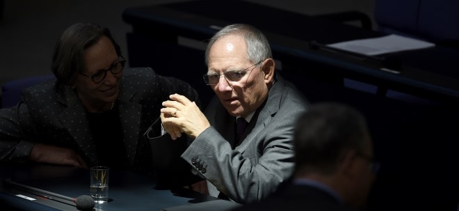 Ex-Finanzminister Schäuble gibt Spartipp: "Dann zieht man halt einen Pullover an" | finanzen.net