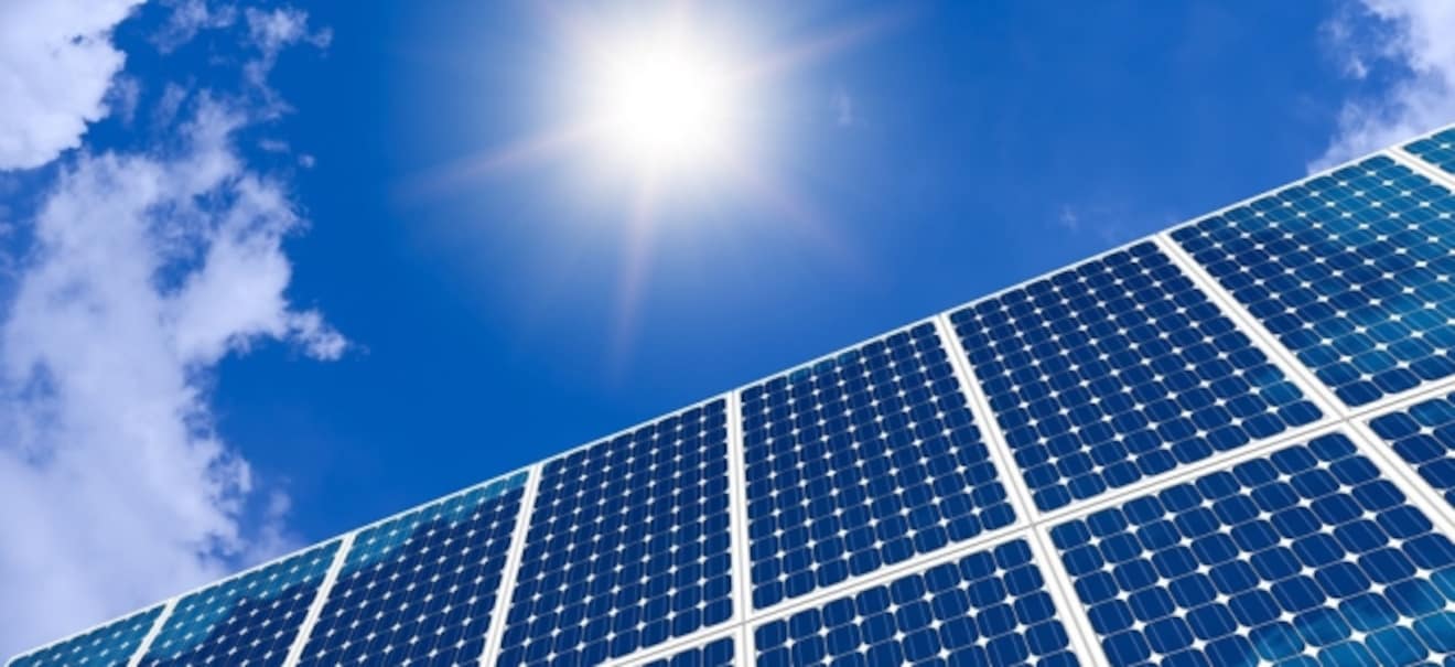 Solarenergie: Strom sparen: Lohnt sich der Kauf einer Solar-Powerbank? Strom sparen: Lohnt sich der Kauf einer Solar-Powerbank? | finanzen.net