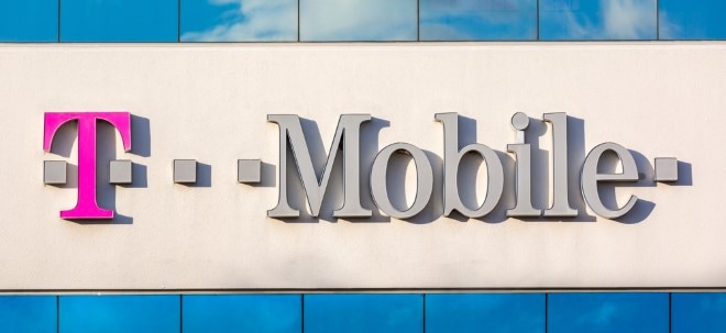 S&P 500-Wert T-Mobile US-Aktie: So viel Gewinn hätte ein T-Mobile US-Investment von vor einem Jahr abgeworfen | finanzen.net