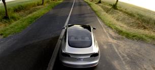 Schutz oder Schock?: Tesla-Aktie: Teslas visionäres Airbag-Update spaltet die Nutzerszene