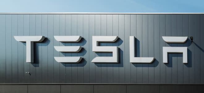 NASDAQ-Titel Tesla-Aktie: Europas Top-Pensionsfonds verkauft alle Tesla-Aktien | finanzen.net