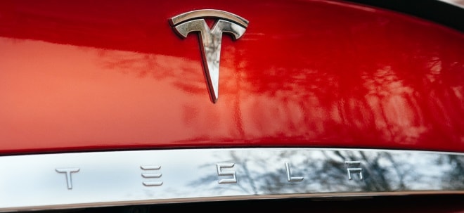 S&P 500-Titel Tesla-Aktie: So viel Gewinn hätte ein Investment in Tesla von vor 3 Jahren abgeworfen  | finanzen.net