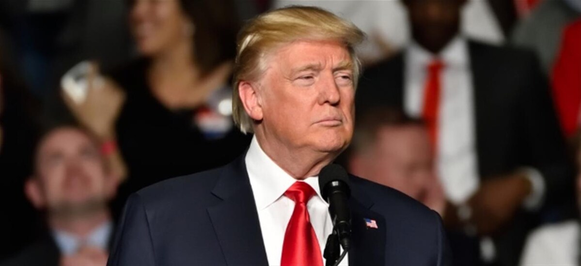 Machtspiel um US-Notenbank Fed und Leitzins: Trump erhöht Druck und will Vorstandsmitglied Cook entlassen | finanzen.net